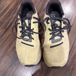 On Running Women's Athletic Shoes in Yellow and Black